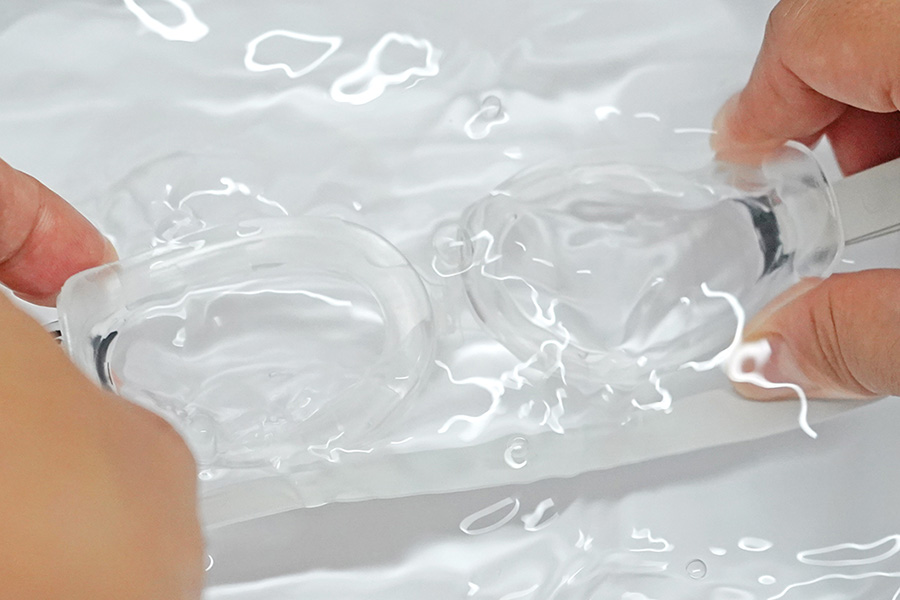 水道水ですすいで液をならし水滴を切る